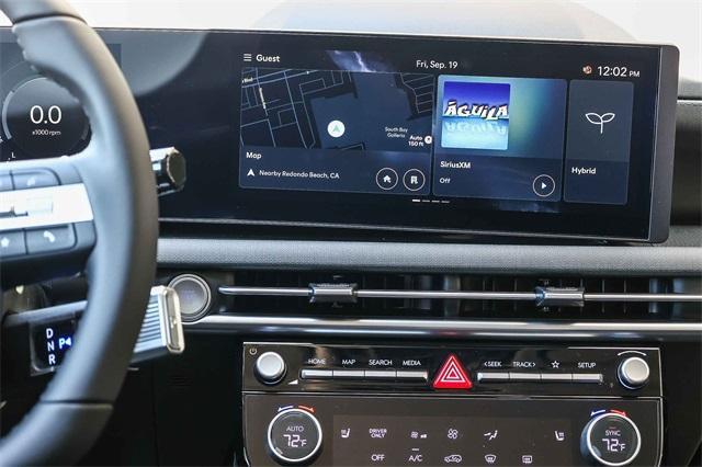 new 2025 Hyundai TUCSON Hybrid car, priced at $31,565