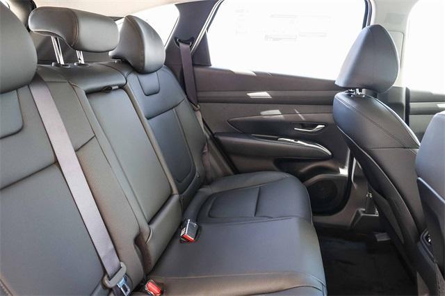 new 2025 Hyundai TUCSON Hybrid car, priced at $31,565