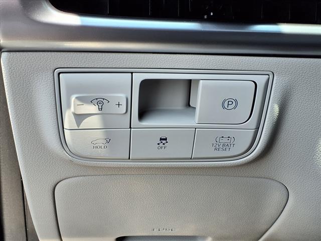 used 2025 Hyundai TUCSON Hybrid car, priced at $32,772