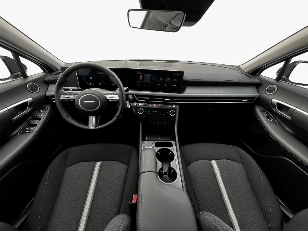 new 2025 Hyundai Sonata Hybrid car, priced at $30,913