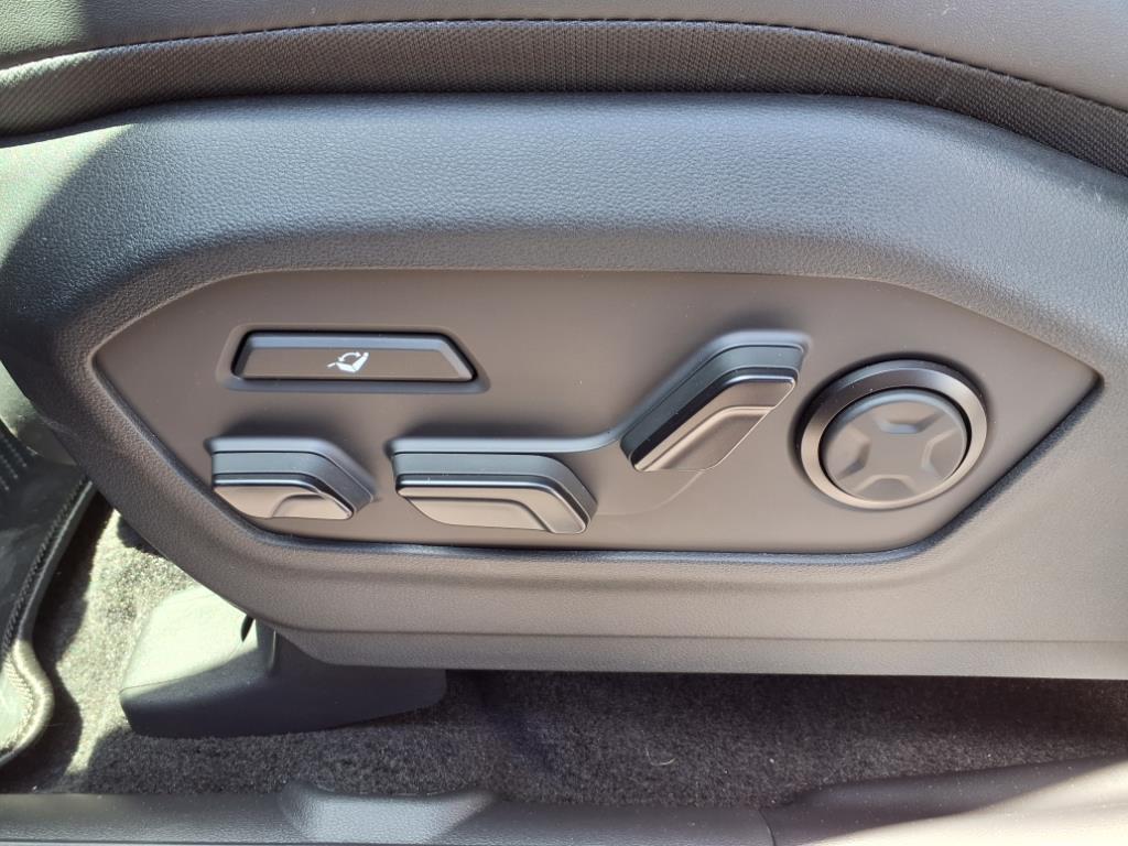 new 2025 Hyundai Santa Fe car, priced at $45,894