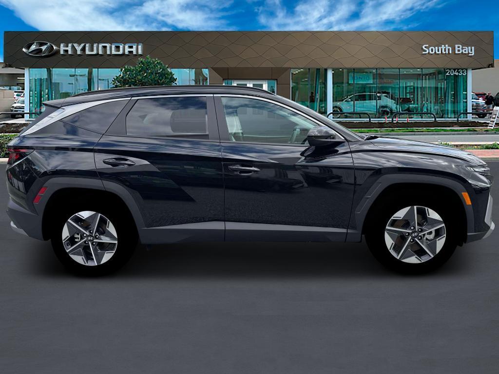 new 2025 Hyundai Tucson car, priced at $30,061