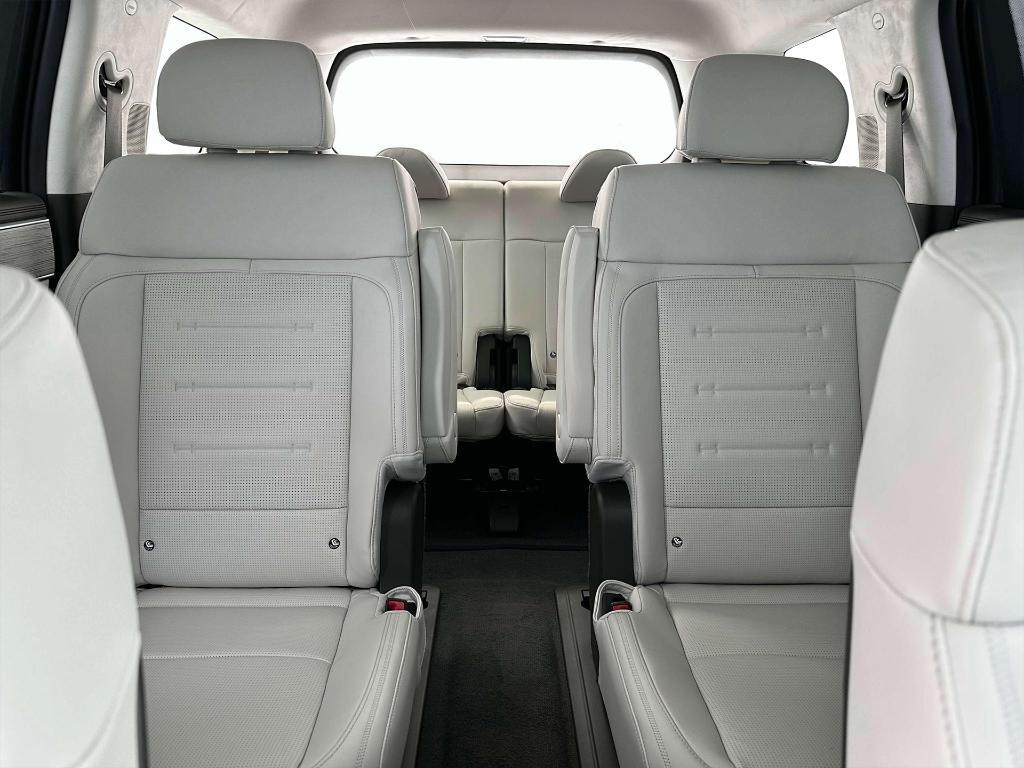 new 2025 Hyundai Santa Fe car, priced at $45,590