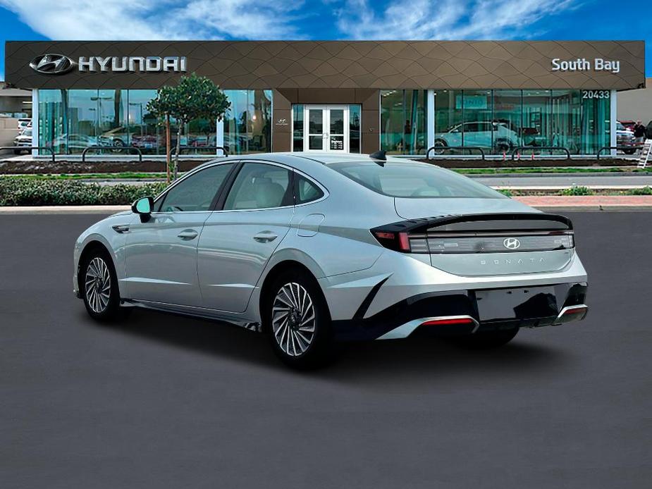 new 2025 Hyundai Sonata Hybrid car, priced at $32,710