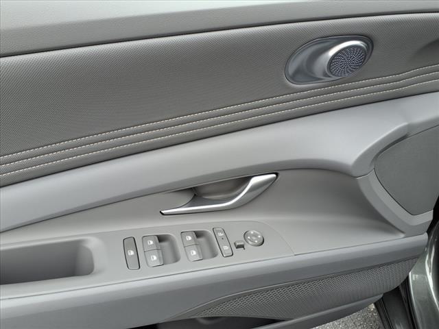 new 2025 Hyundai Elantra car, priced at $23,037