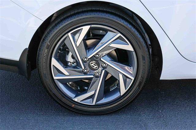 new 2025 Hyundai Elantra car, priced at $20,820