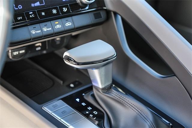 new 2025 Hyundai Elantra car, priced at $20,820