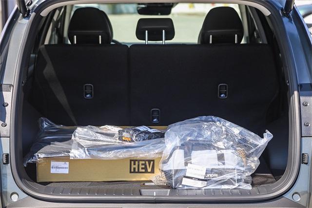 new 2025 Hyundai TUCSON Hybrid car, priced at $36,420