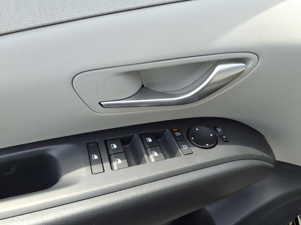 new 2025 Hyundai Tucson car, priced at $32,033