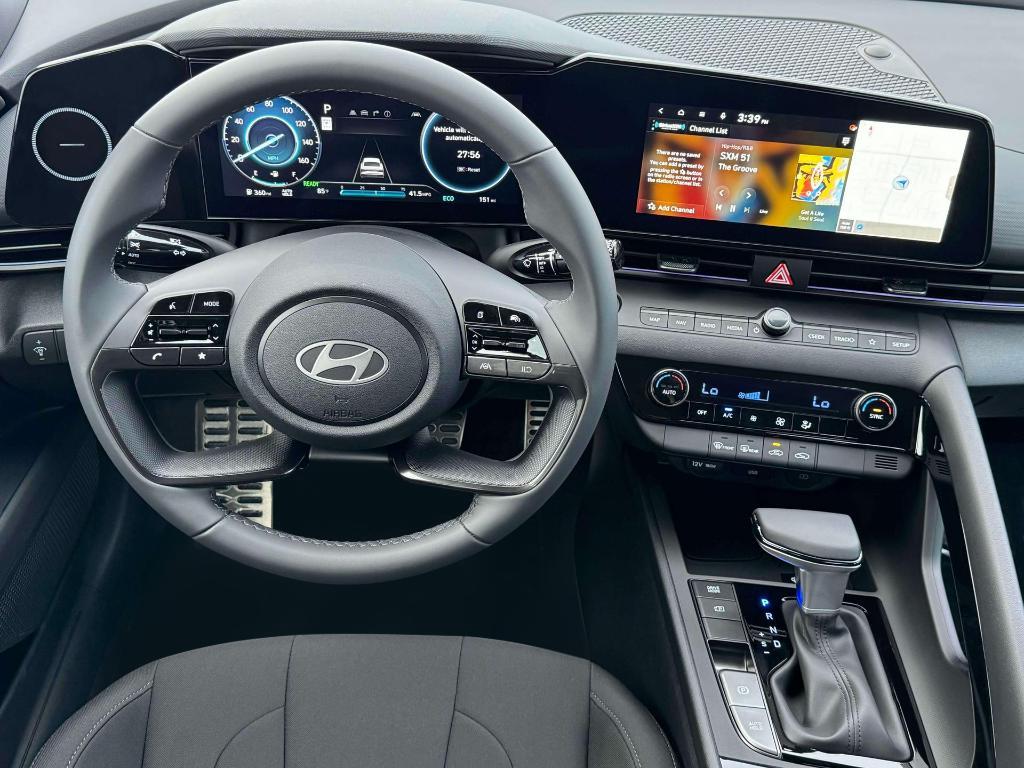 new 2025 Hyundai Elantra HEV car, priced at $28,222