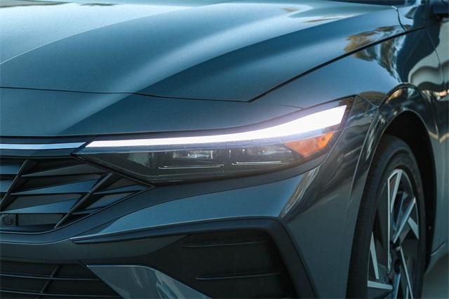 new 2025 Hyundai ELANTRA HEV car, priced at $22,345