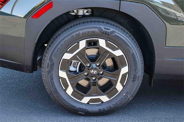 new 2025 Hyundai Santa Fe car, priced at $32,254