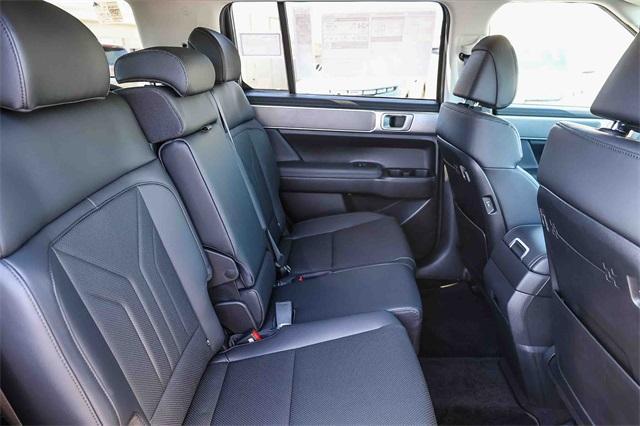 new 2025 Hyundai Santa Fe car, priced at $32,254