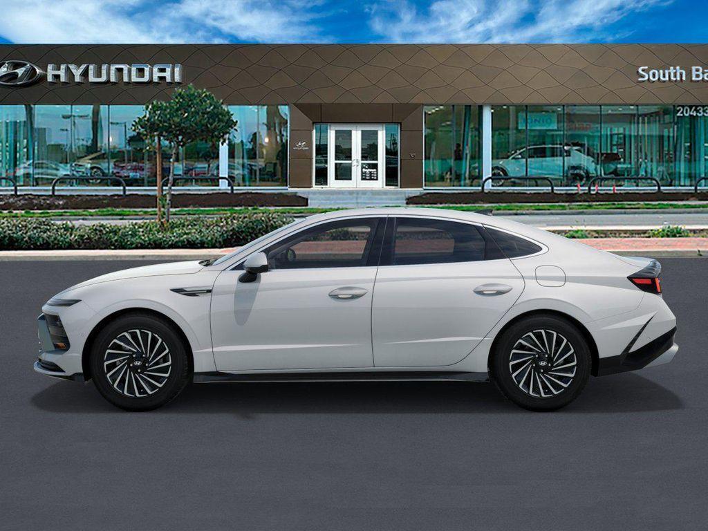 new 2025 Hyundai Sonata Hybrid car, priced at $38,926