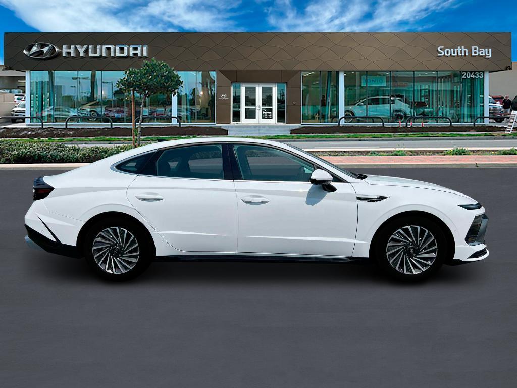 new 2025 Hyundai Sonata Hybrid car, priced at $37,926