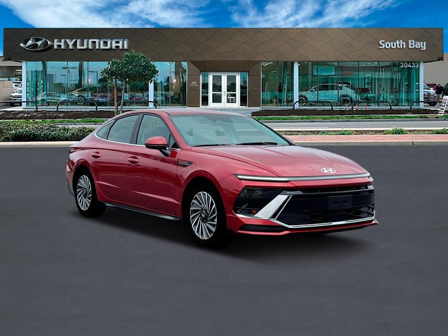 new 2025 Hyundai Sonata Hybrid car, priced at $32,125