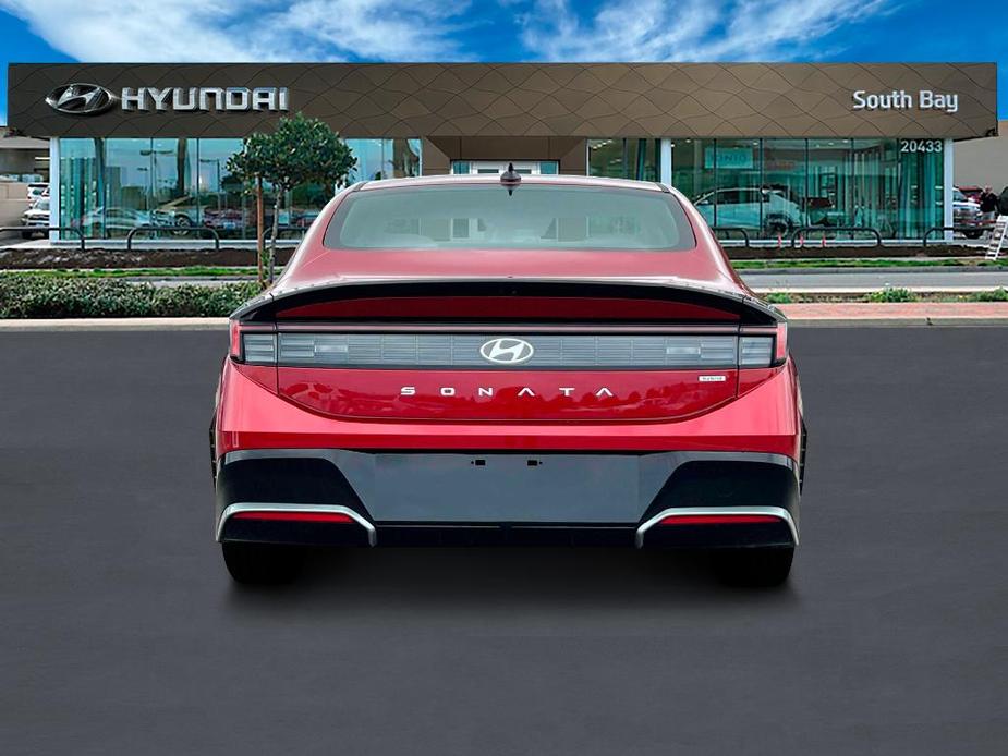 new 2025 Hyundai Sonata Hybrid car, priced at $32,125