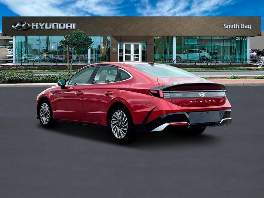 new 2025 Hyundai Sonata Hybrid car, priced at $32,125