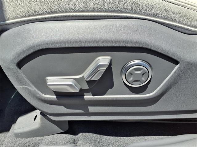 new 2025 Hyundai SANTA FE HEV car, priced at $42,636