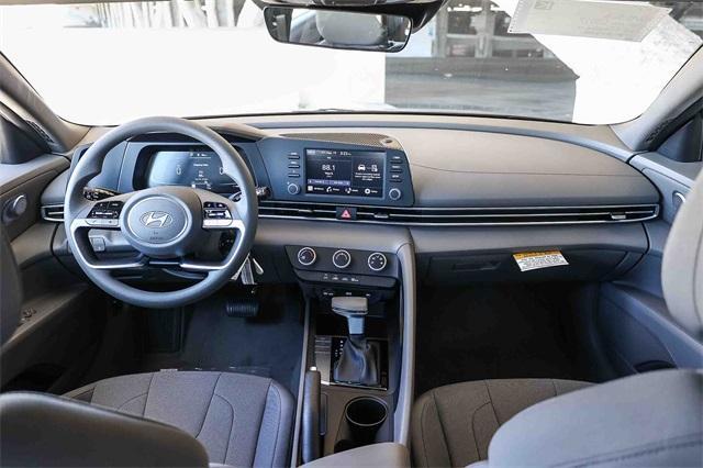 new 2025 Hyundai Elantra car, priced at $19,200