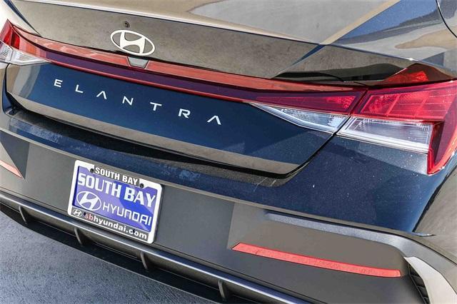 new 2025 Hyundai Elantra car, priced at $19,200