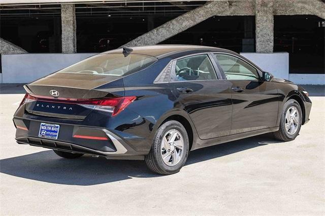 new 2025 Hyundai Elantra car, priced at $19,200