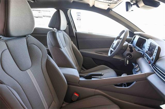 new 2025 Hyundai Elantra car, priced at $19,200