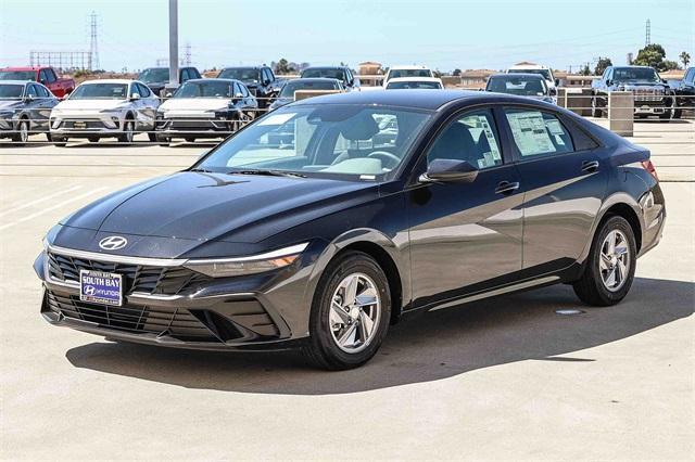 new 2025 Hyundai Elantra car, priced at $19,200