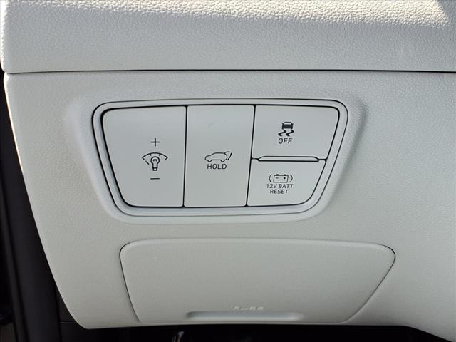 used 2024 Hyundai TUCSON Hybrid car, priced at $30,992