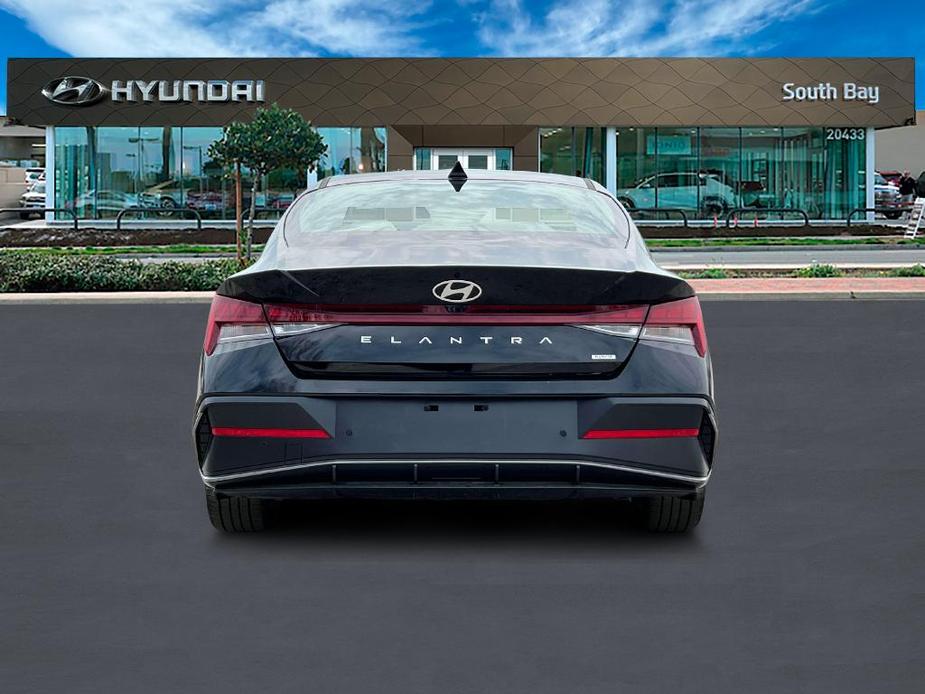 new 2025 Hyundai Elantra HEV car, priced at $31,130