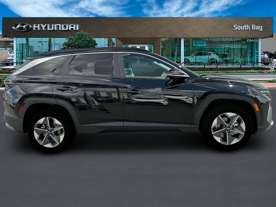 new 2025 Hyundai Tucson car, priced at $34,595