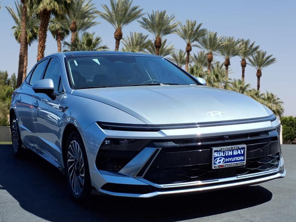 new 2025 Hyundai Sonata Hybrid car, priced at $36,983