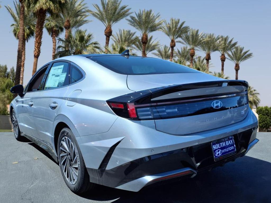 new 2025 Hyundai Sonata Hybrid car, priced at $36,983