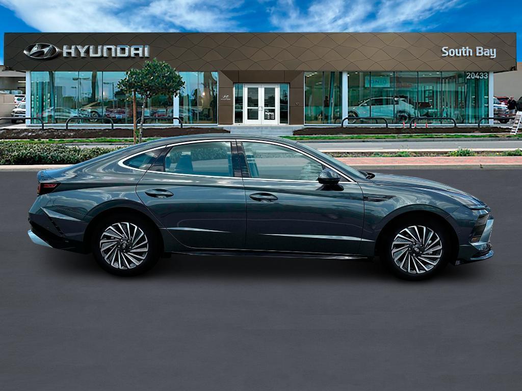 new 2025 Hyundai Sonata Hybrid car, priced at $38,483