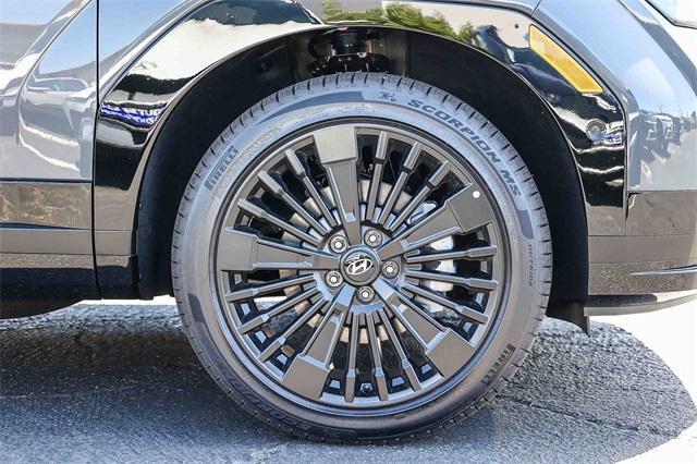new 2025 Hyundai SANTA FE HEV car, priced at $43,944