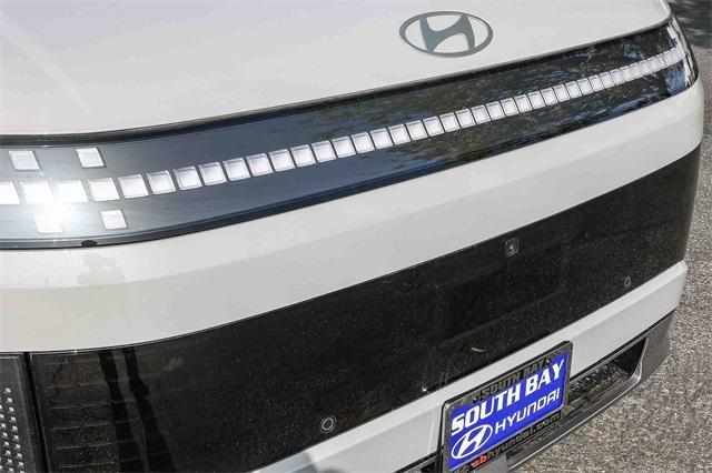 new 2026 Hyundai IONIQ 9 car, priced at $67,250