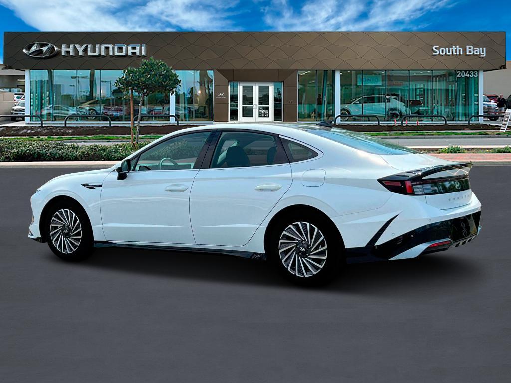 new 2025 Hyundai Sonata Hybrid car, priced at $38,926