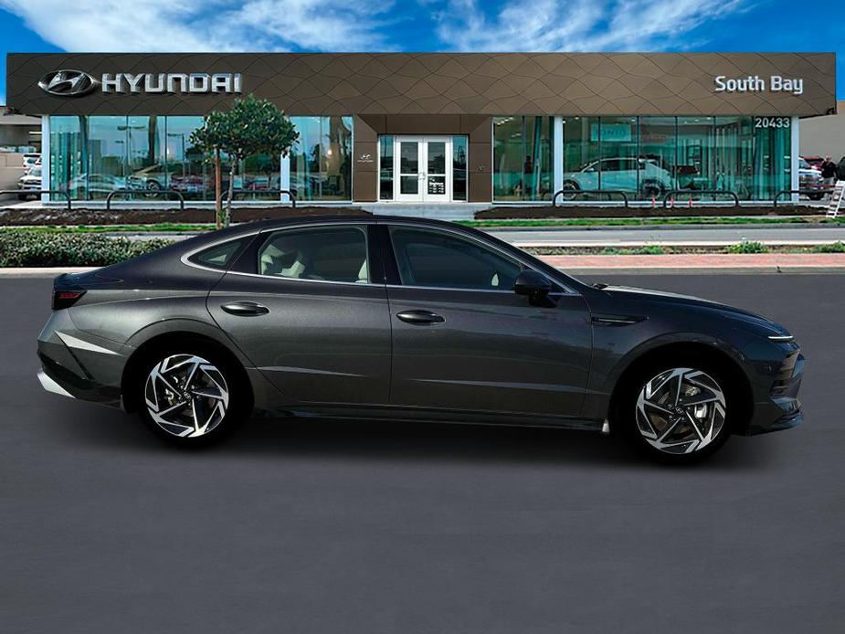 new 2025 Hyundai Sonata car, priced at $32,555