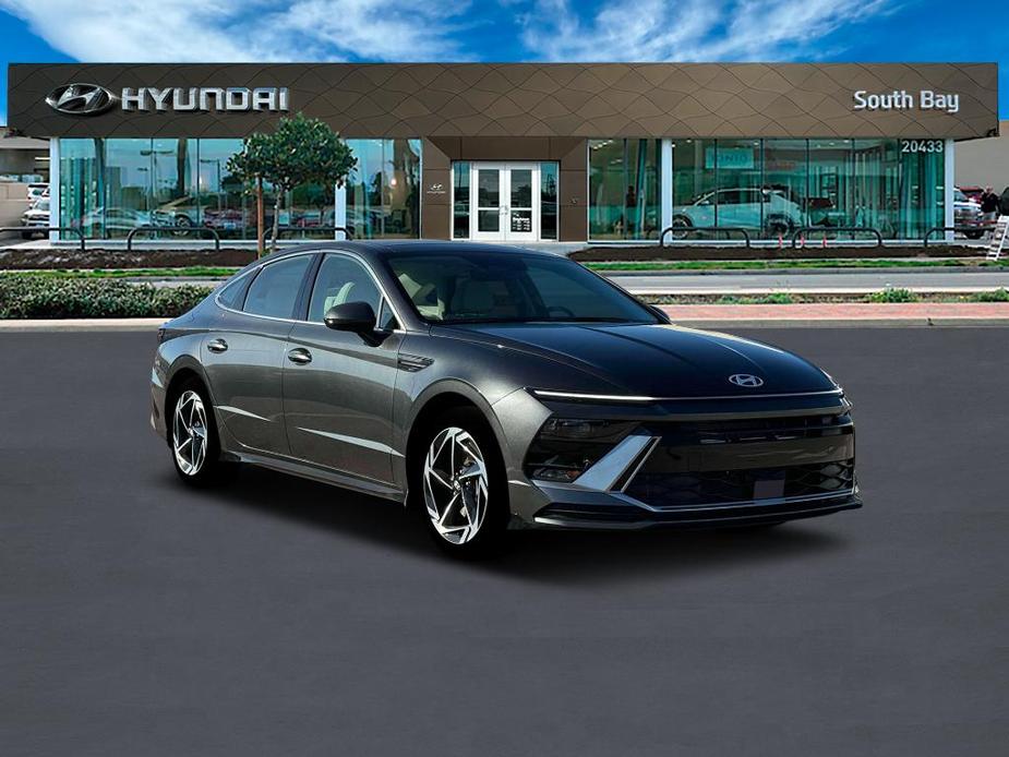 new 2025 Hyundai Sonata car, priced at $32,555