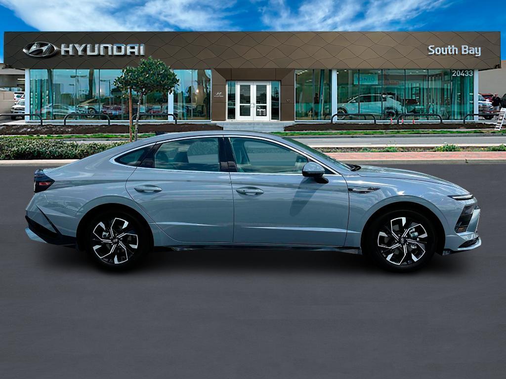 new 2025 Hyundai Sonata car, priced at $27,729