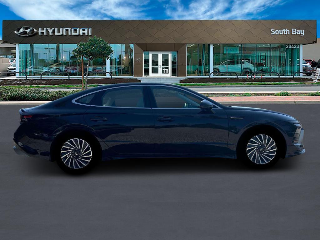 new 2025 Hyundai Sonata Hybrid car, priced at $30,413