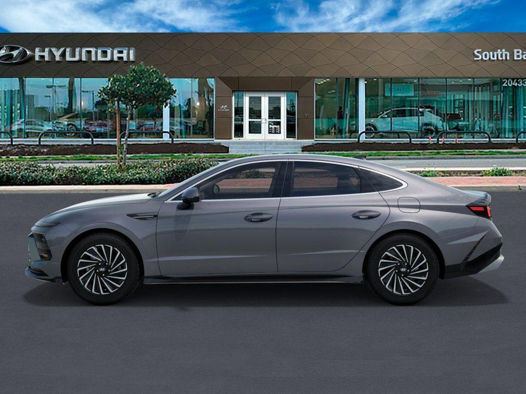 new 2025 Hyundai Sonata Hybrid car, priced at $30,413