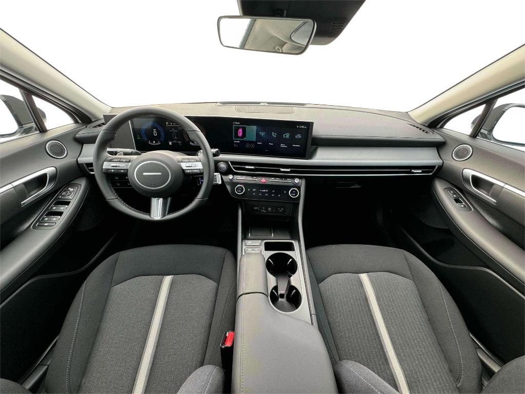 new 2025 Hyundai Sonata Hybrid car, priced at $31,413
