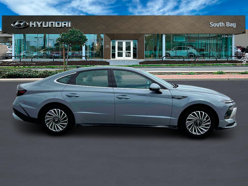 new 2025 Hyundai Sonata Hybrid car, priced at $31,413