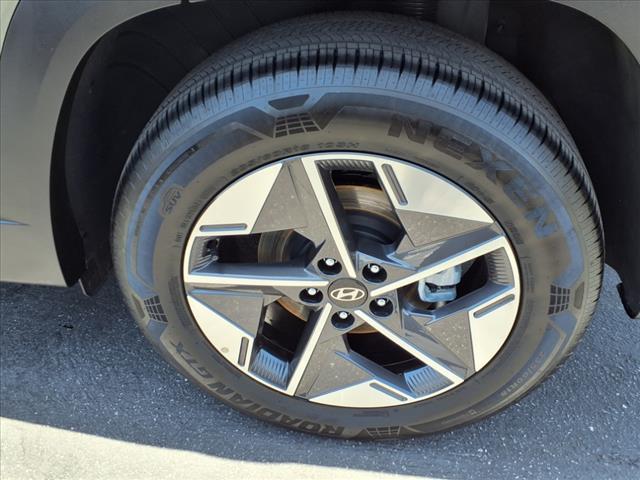 used 2025 Hyundai TUCSON Hybrid car, priced at $33,991