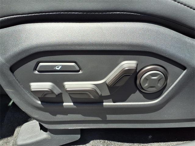 new 2025 Hyundai SANTA FE HEV car, priced at $49,286