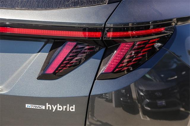 new 2025 Hyundai TUCSON Hybrid car, priced at $35,670