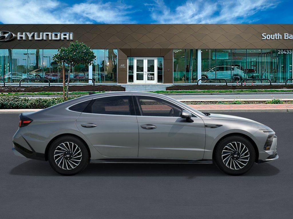 new 2025 Hyundai Sonata Hybrid car, priced at $38,471