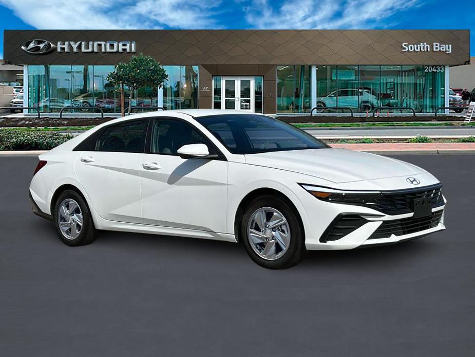 new 2025 Hyundai Elantra car, priced at $23,005