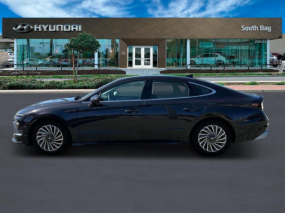 new 2025 Hyundai Sonata Hybrid car, priced at $38,170